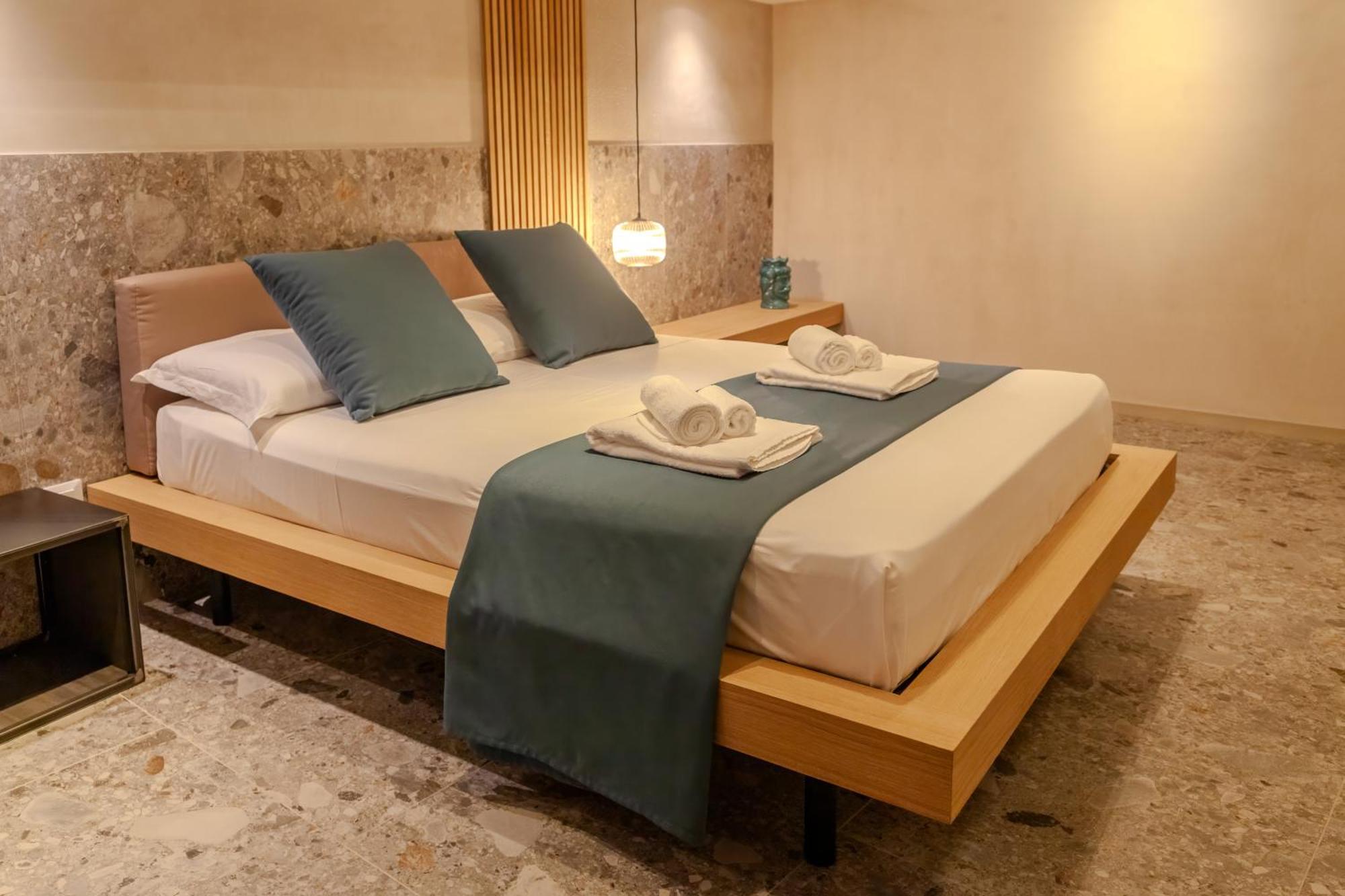 Quadruple Room,1610356809:JPEG
